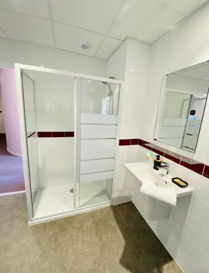 Hostel Flamingo Nimes Gare Centre Ngoại thất bức ảnh